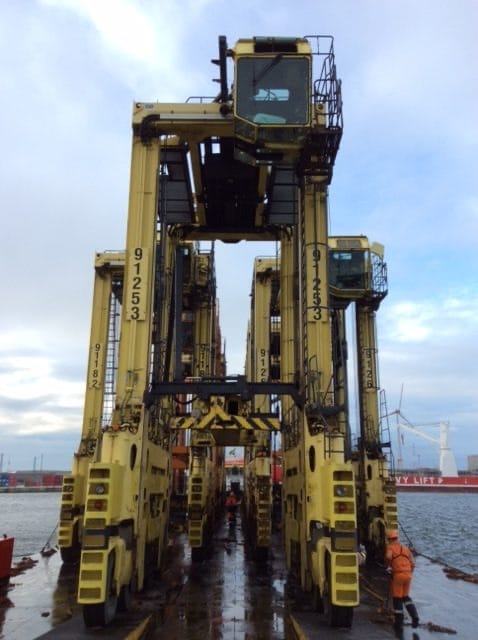 82x Straddle Carriers for sale 